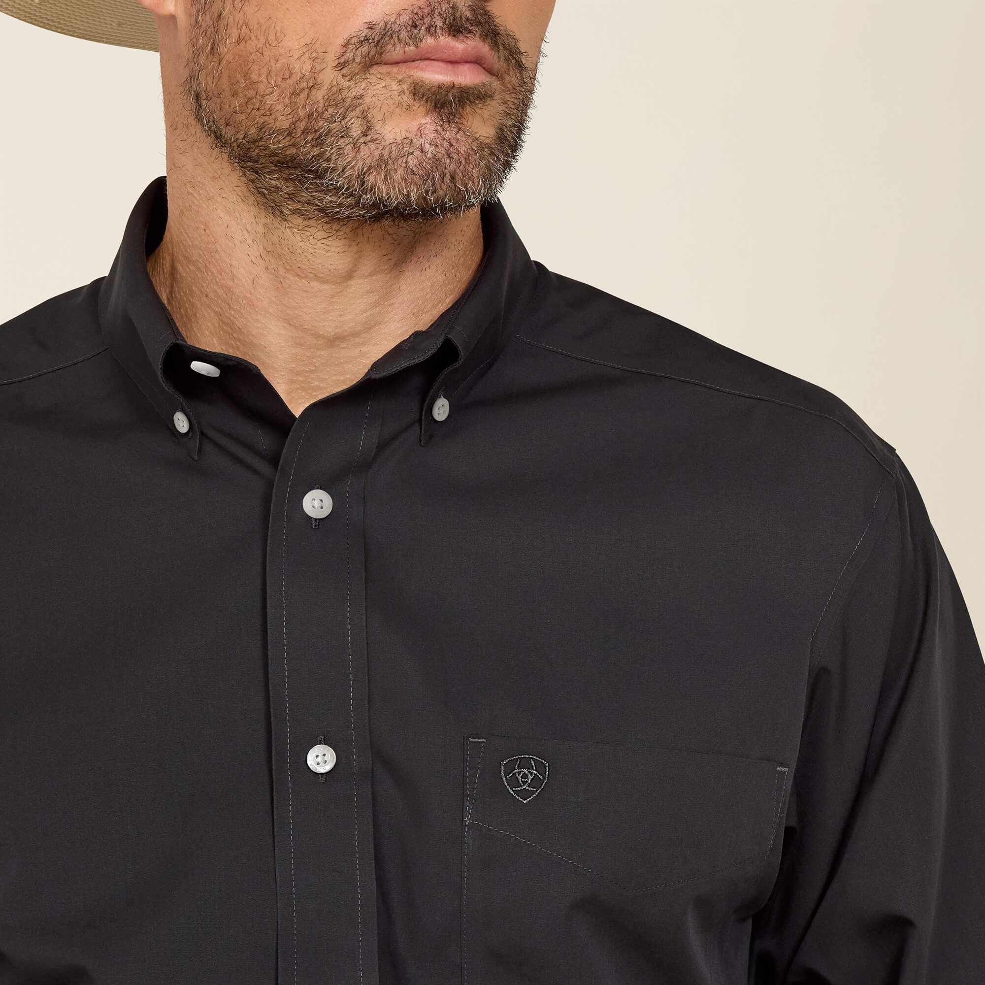 Ariat Wrinkle Free Solid Classic Fit Shirt
