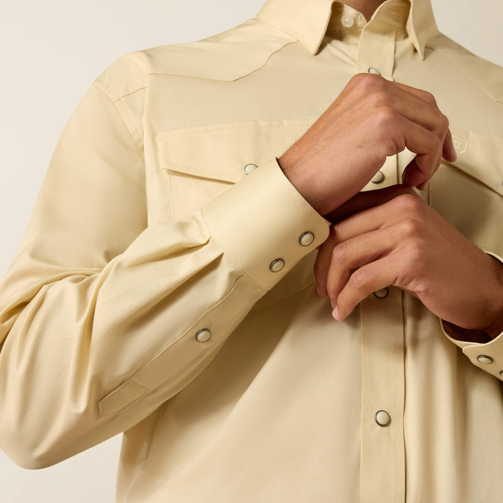 Ariat Lightweight Twill Classic Fit Snap Shirt