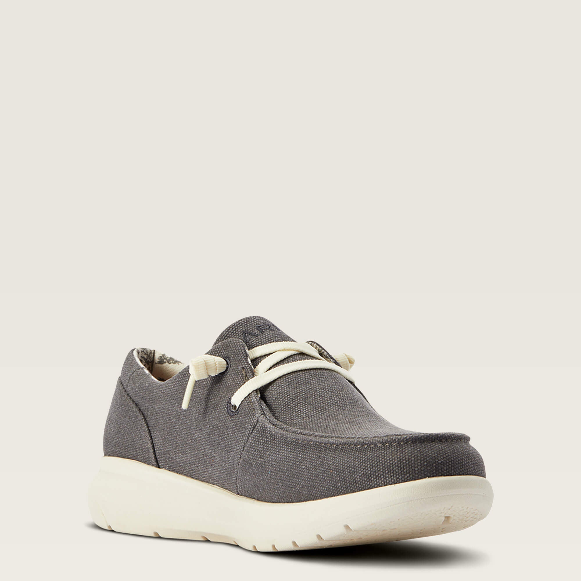 Ariat Hilo