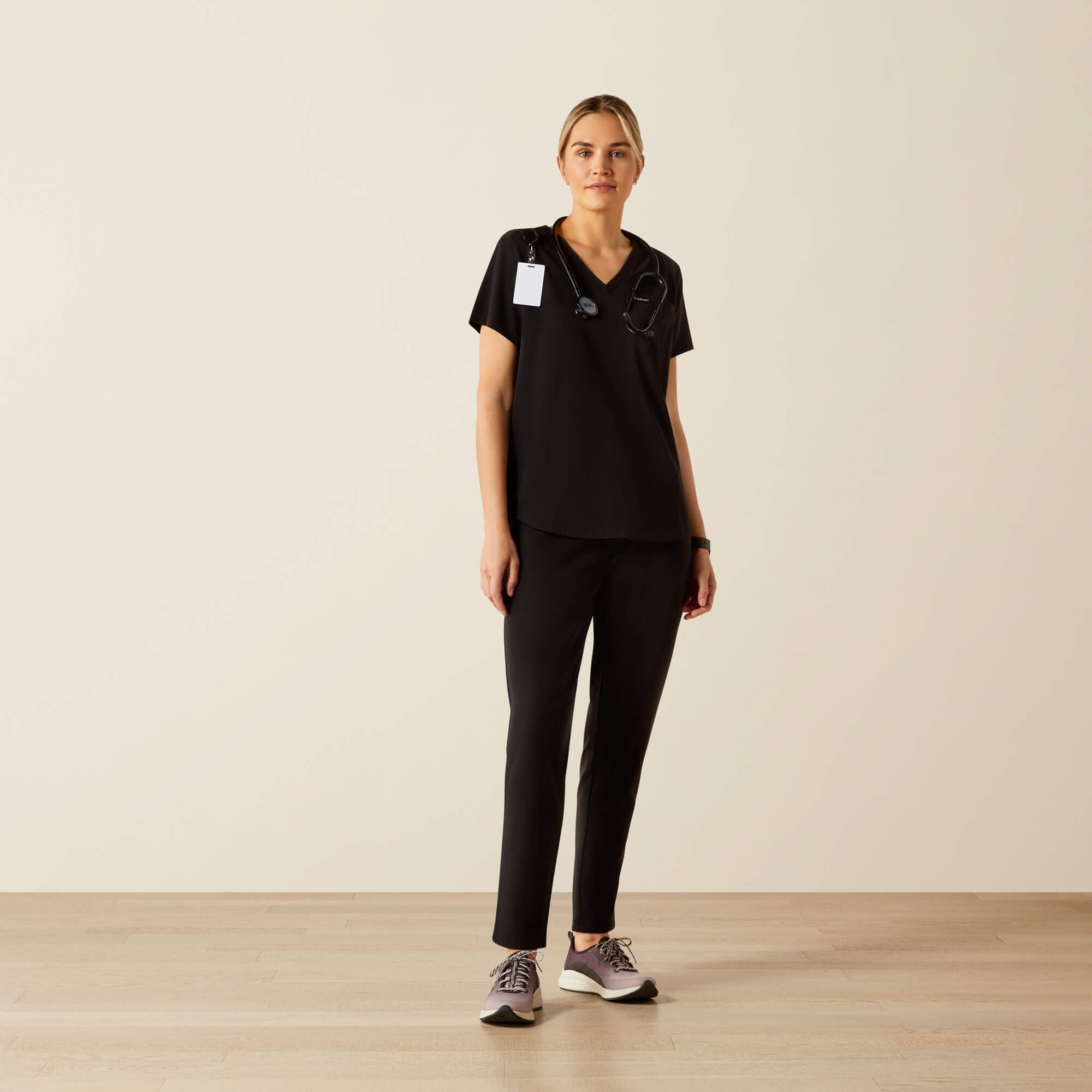 Ariat Beth Basic Scrub Top