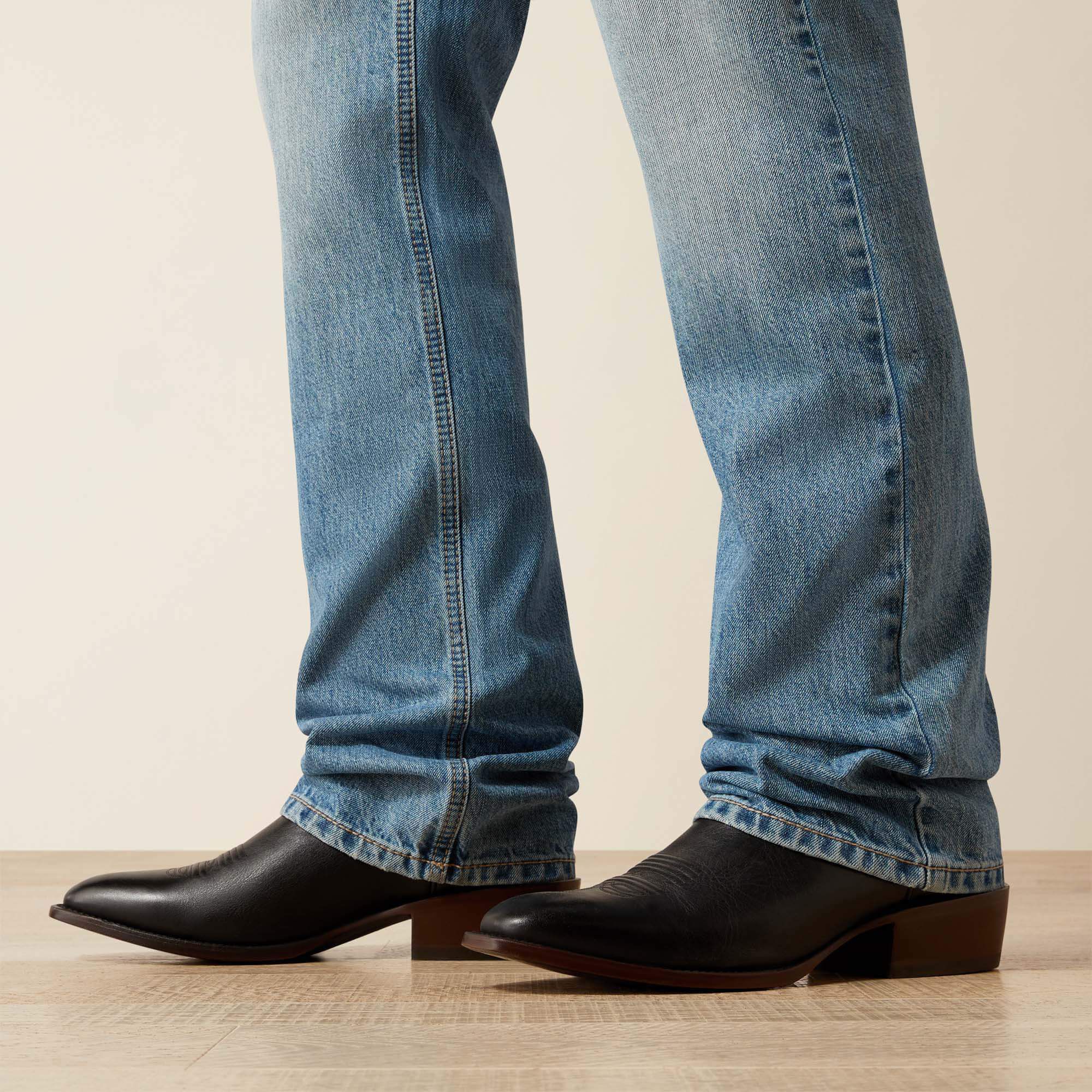 Ariat M5 Straight Gilroy Straight Leg Jean
